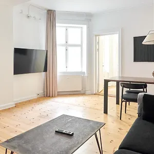  Lejlighed Spacious 3b W Double Beds Centre